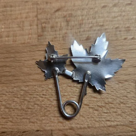Vintage Sterling Silver 925 Maple Leaf Brooch - Picture 4 of 7